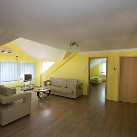 ゲストハウス Mamaia Nord *