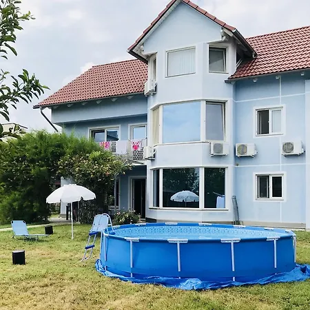 Mamaia Nord ゲストハウス